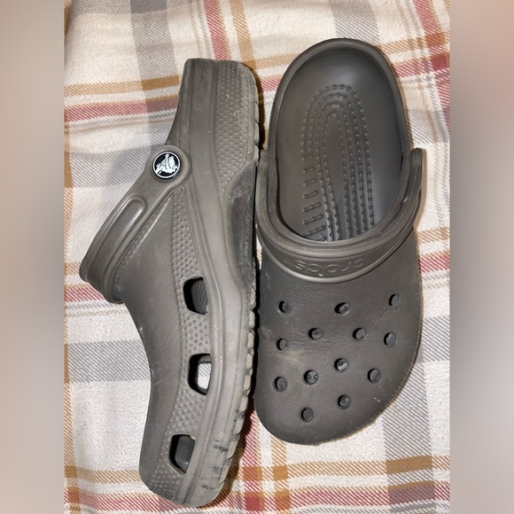 Crocs - Picture 2 of 3